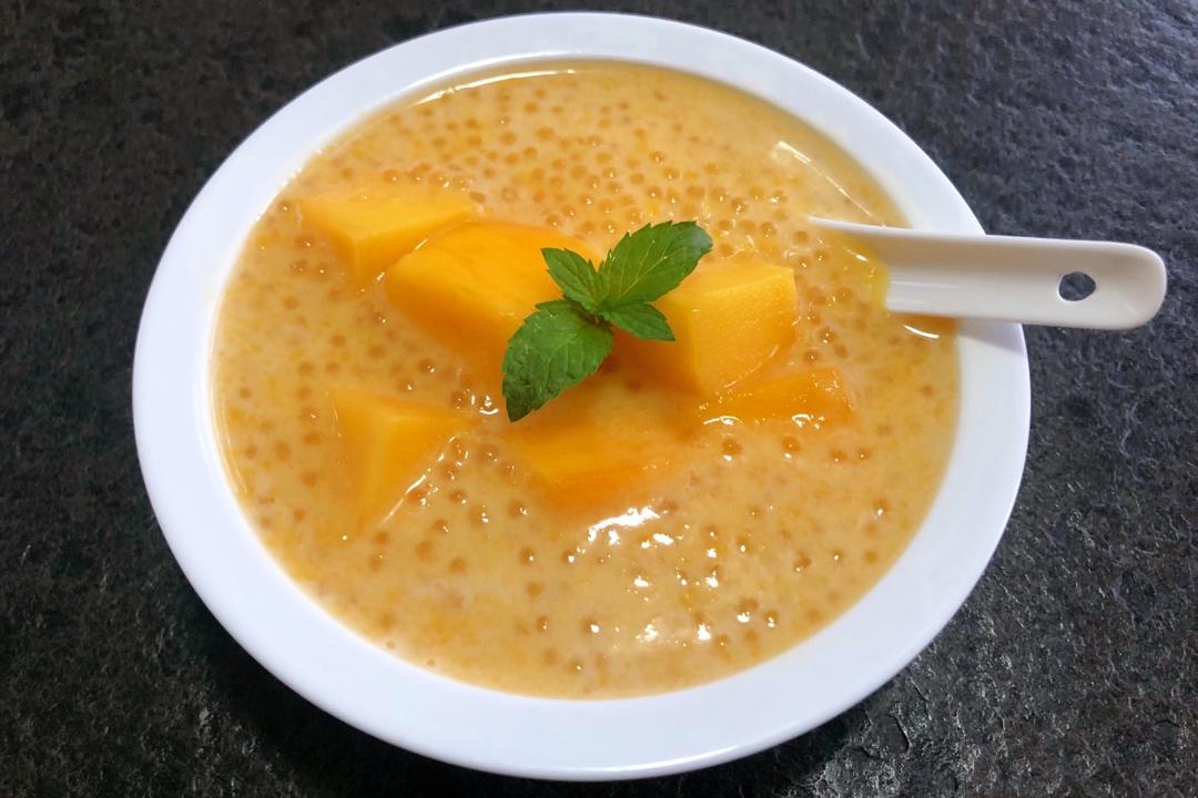 港式甜品——杨枝甘露(芒果西米露)附芒果花切法