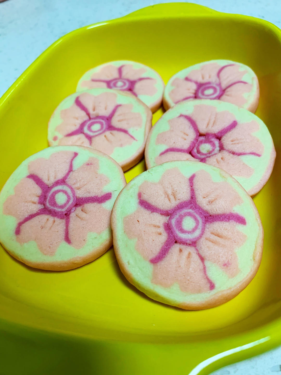 奇缘妈咪做的樱花曲奇切片饼干