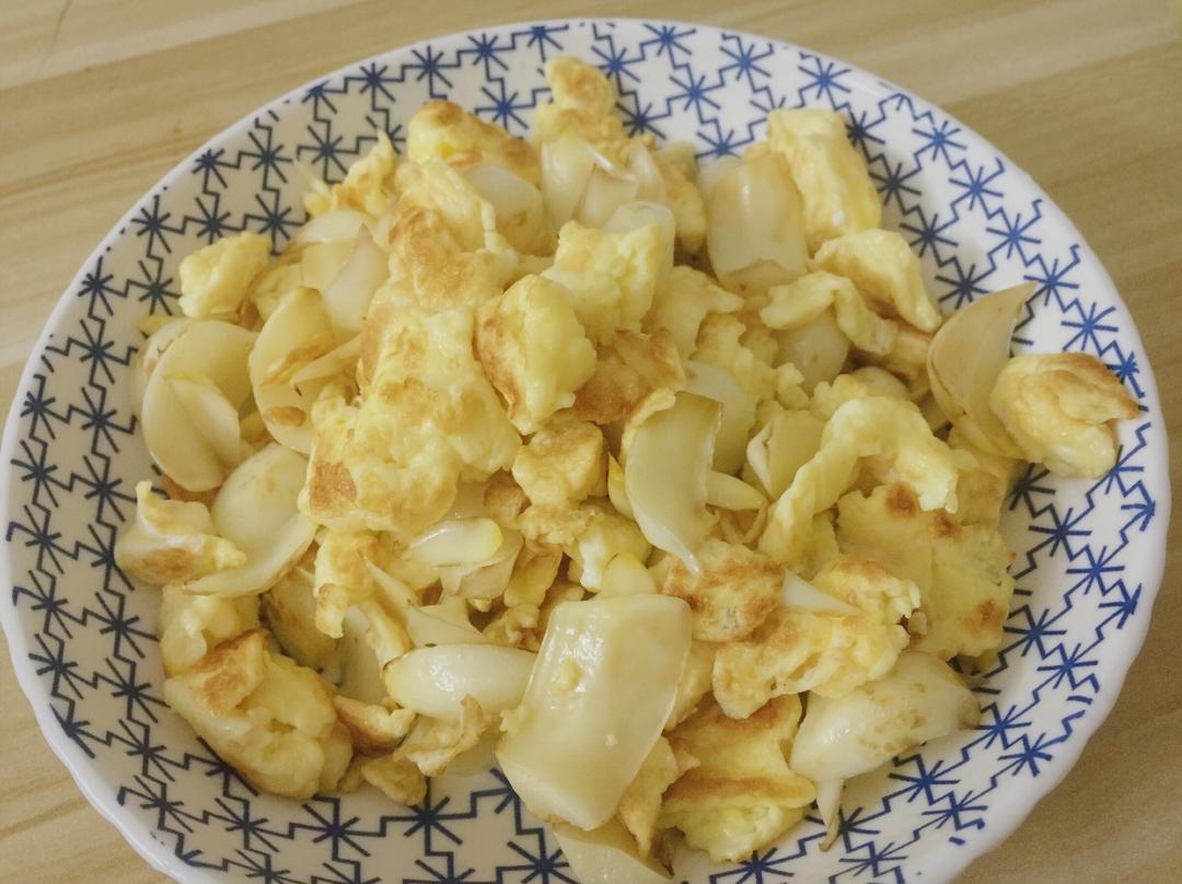 百合炒鸡蛋