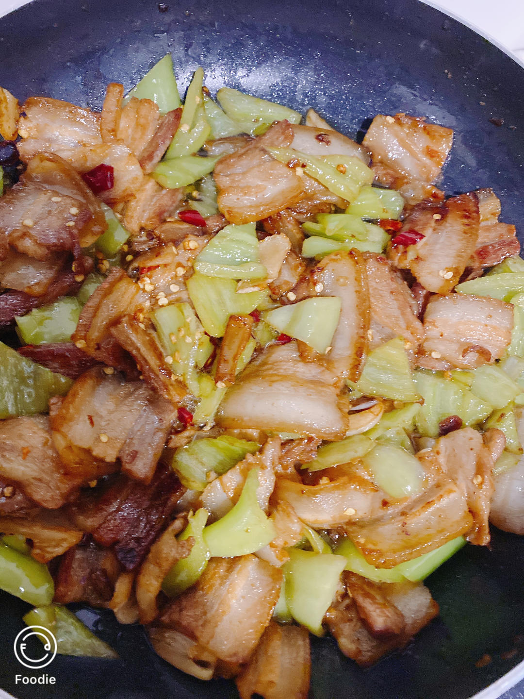 厨师长教你：“回锅肉”的正宗做法，先收藏