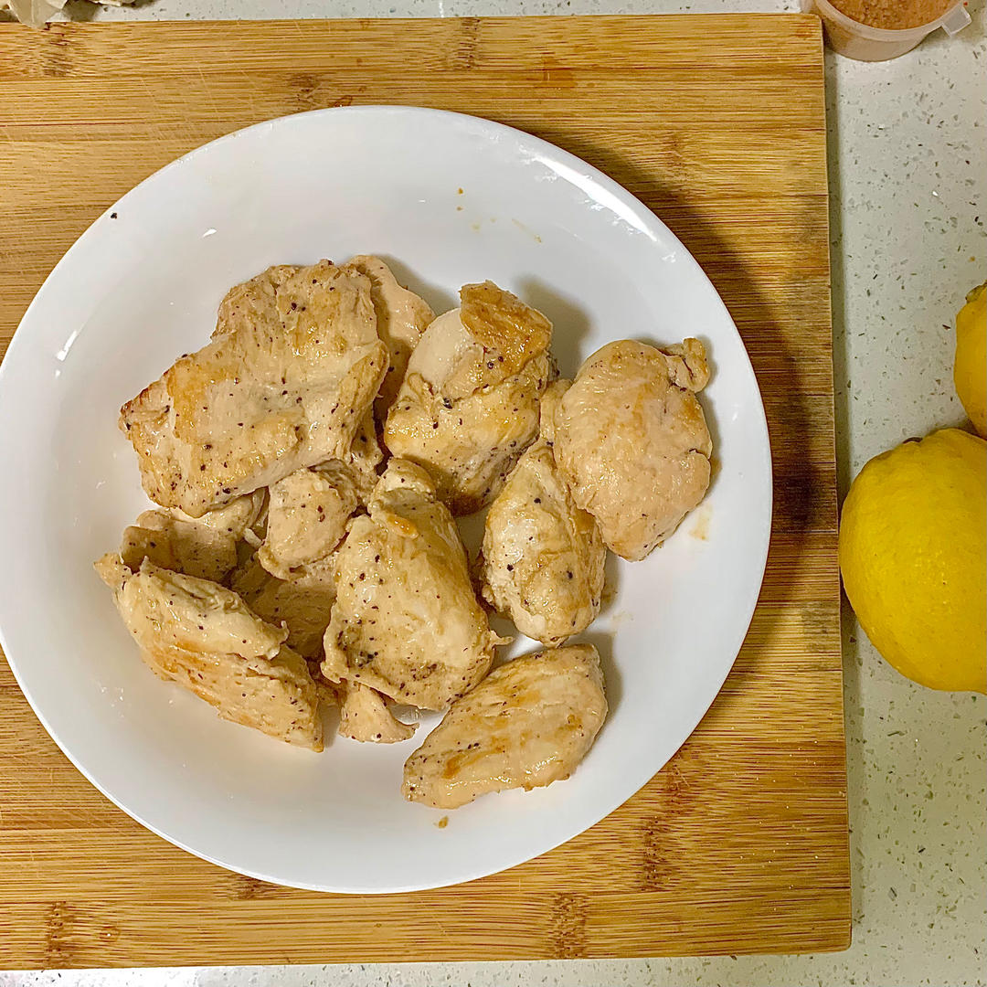 【嫩煎鸡胸肉】