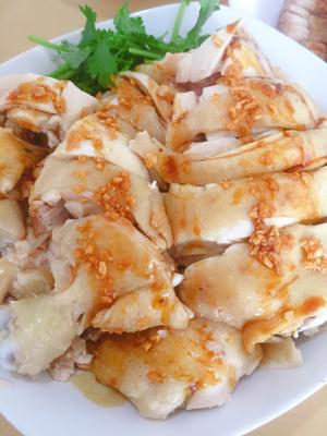 海南鸡饭🐔姜葱鸡白斩鸡🐔白切三层肉💋简简单单又是一餐的做法 步骤2
