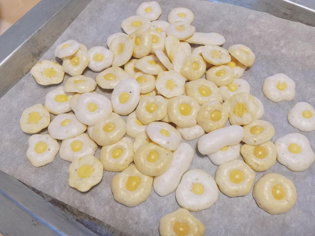 型妹零食：鸡蛋溶豆