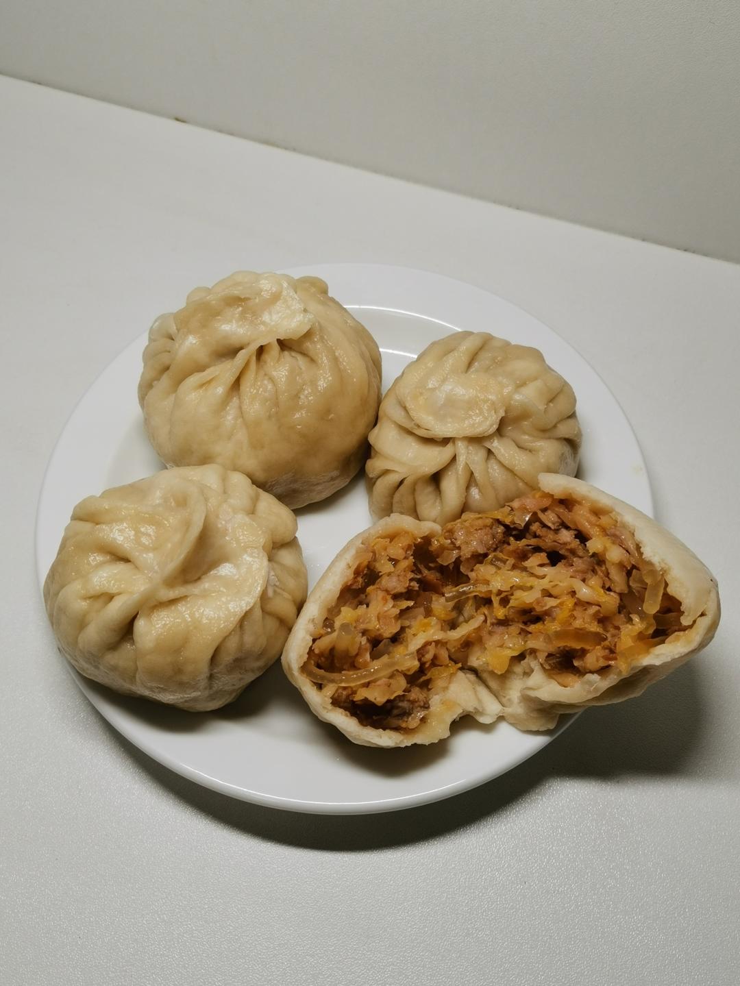 东北酸菜包子