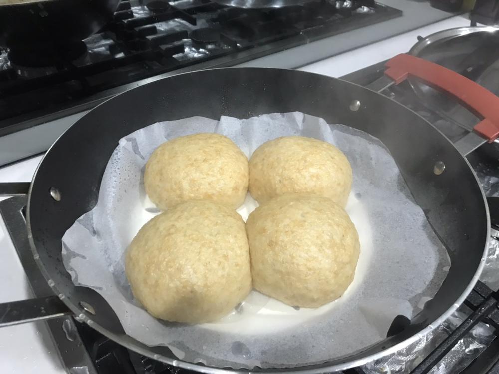 全麦馒头