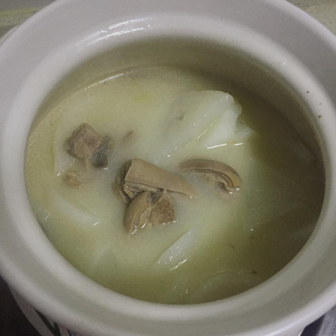 羊肉汤（汤鲜味美不膻气）