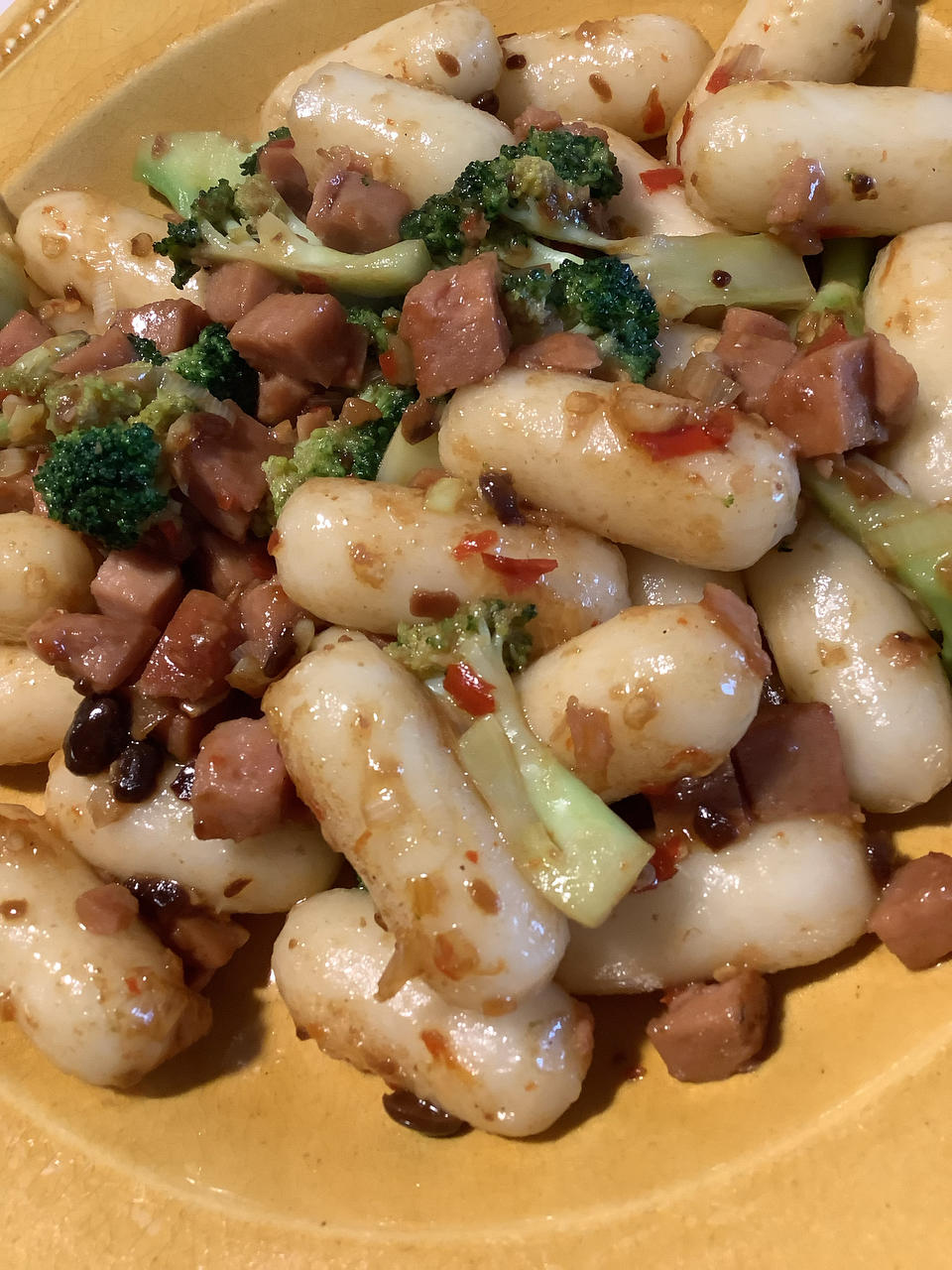 秒杀路边摊‼️好吃到舔盘的老干妈炒年糕