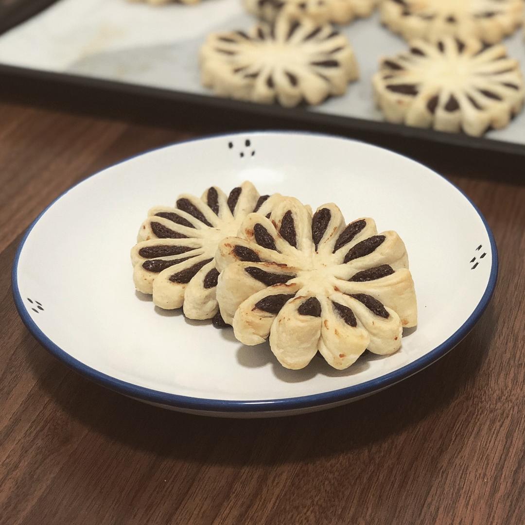 枣花酥，枣泥菊花酥