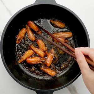 虾仁时蔬疙瘩汤的做法 步骤2