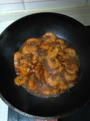 油焖大虾的做法 步骤3