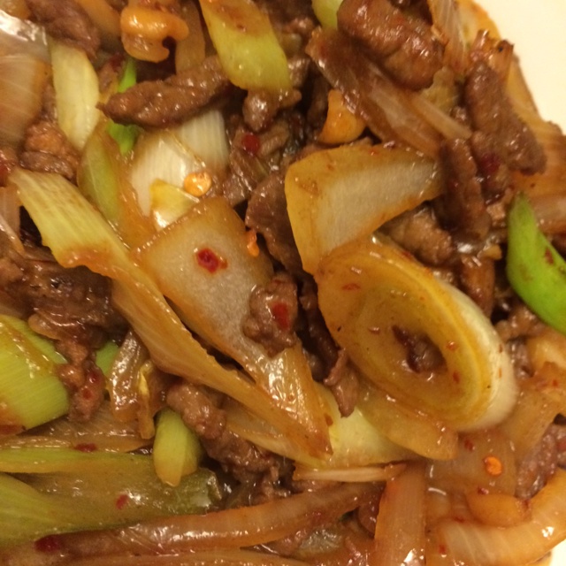 孜然羊肉粒