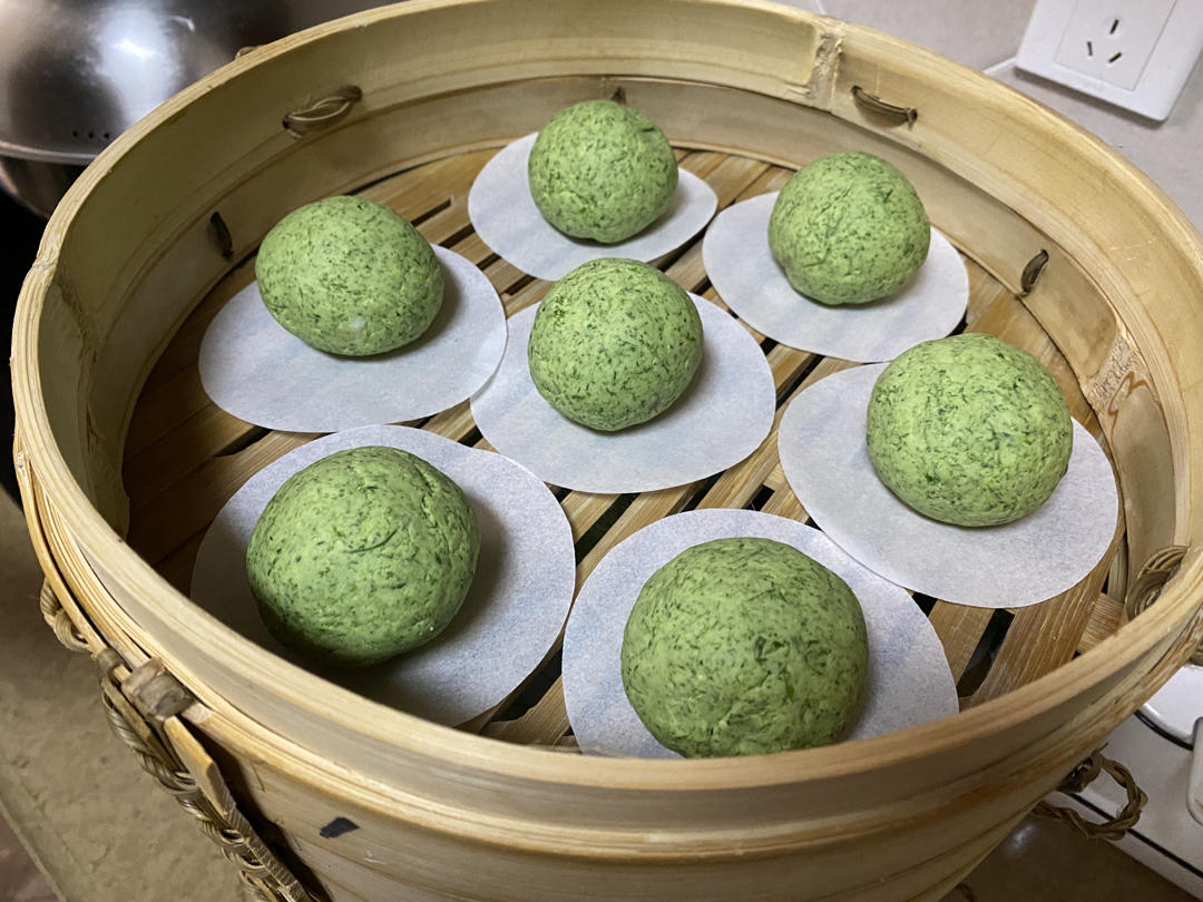 咸蛋黄肉松青团（艾糍）