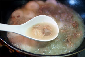 暖身又暖胃的羊肉萝卜粉丝汤的做法 步骤8