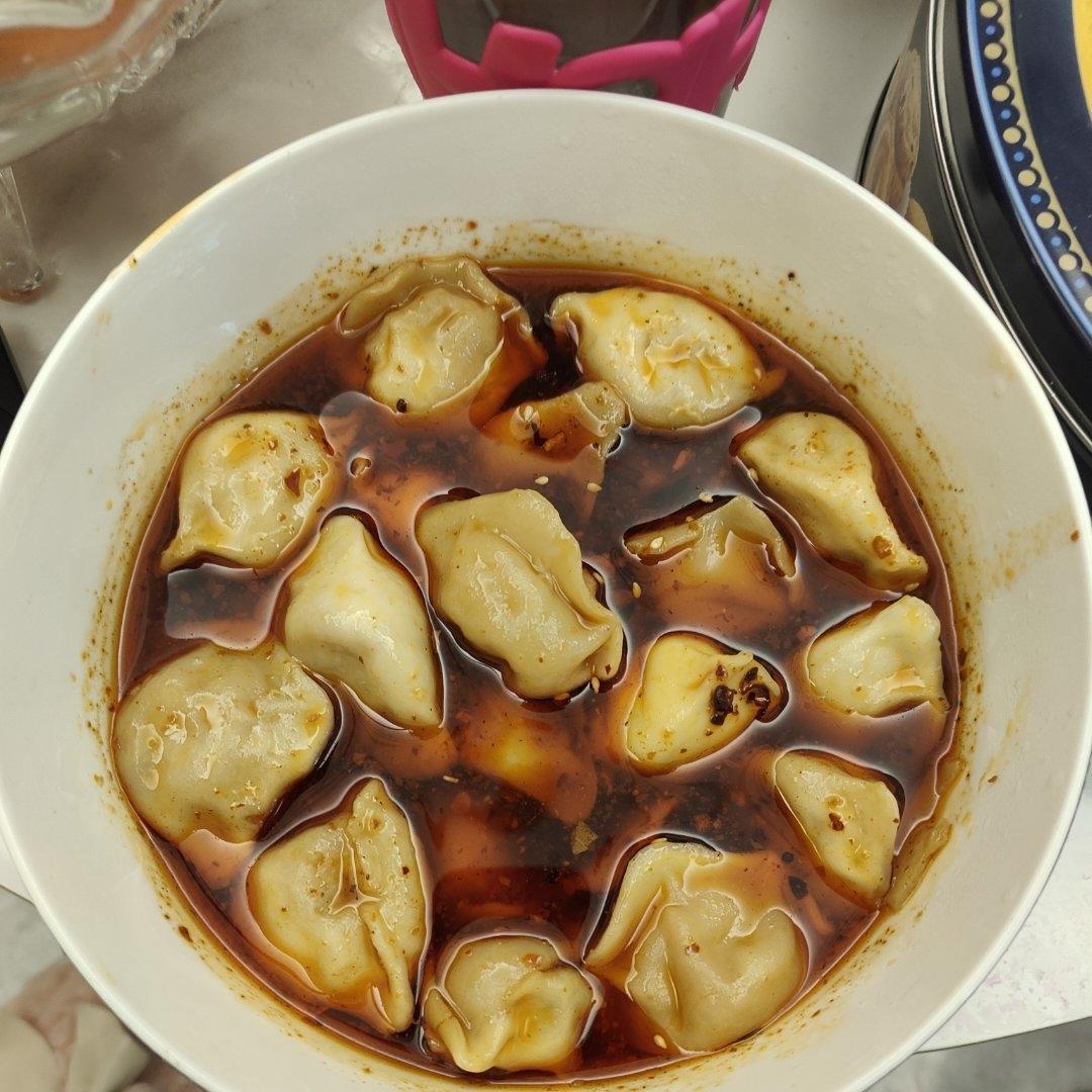 煮速冻水饺时间+酸辣万能蘸料