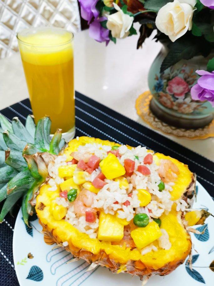 泰式菠萝炒饭
