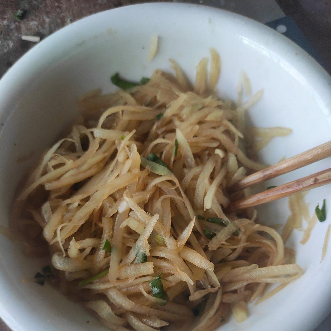 凉拌酸辣土豆丝