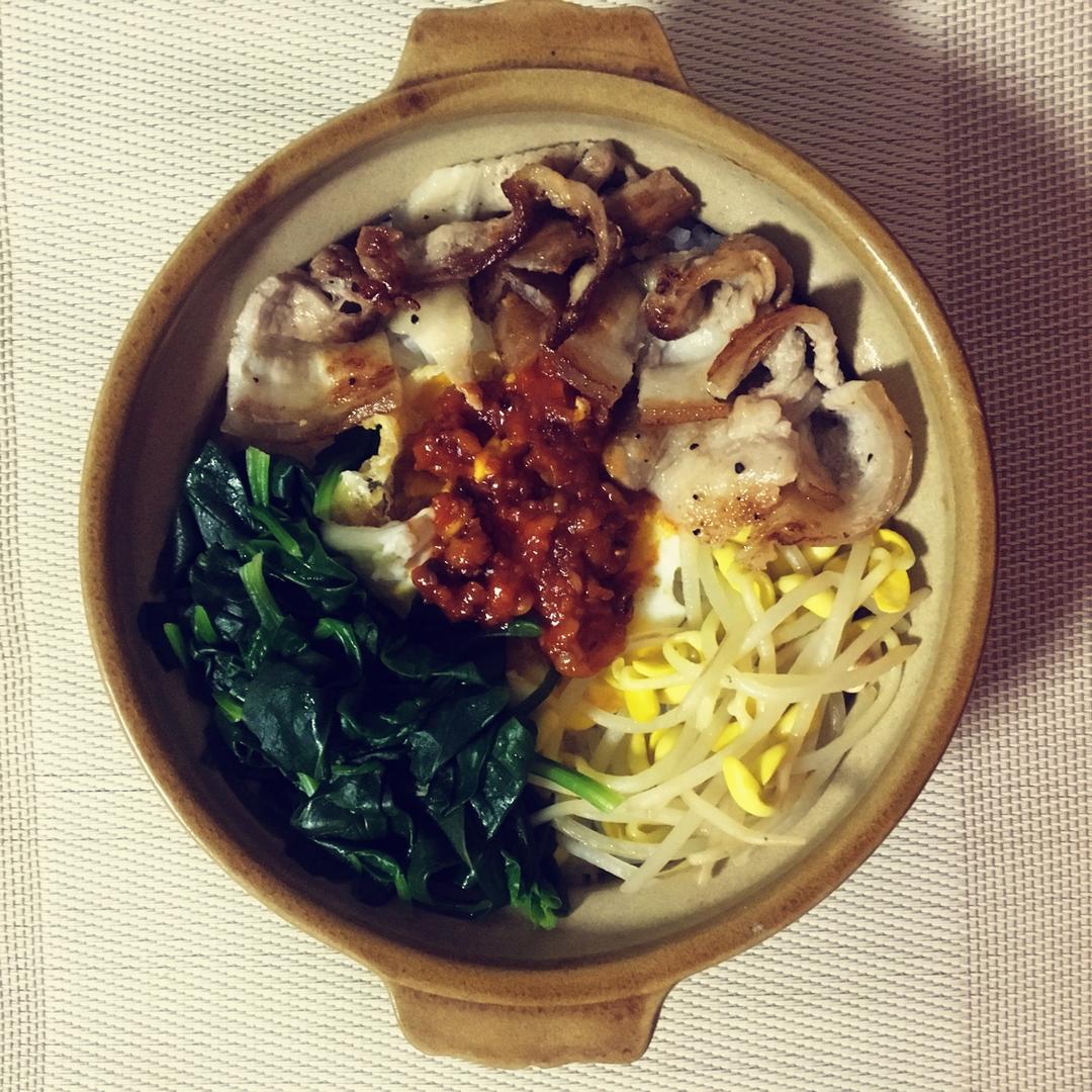 韩国石锅拌饭