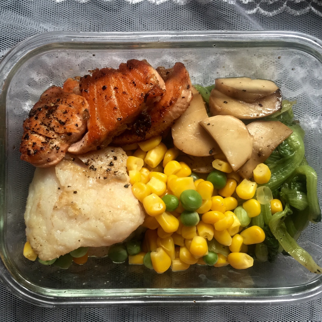 无油香煎三文鱼