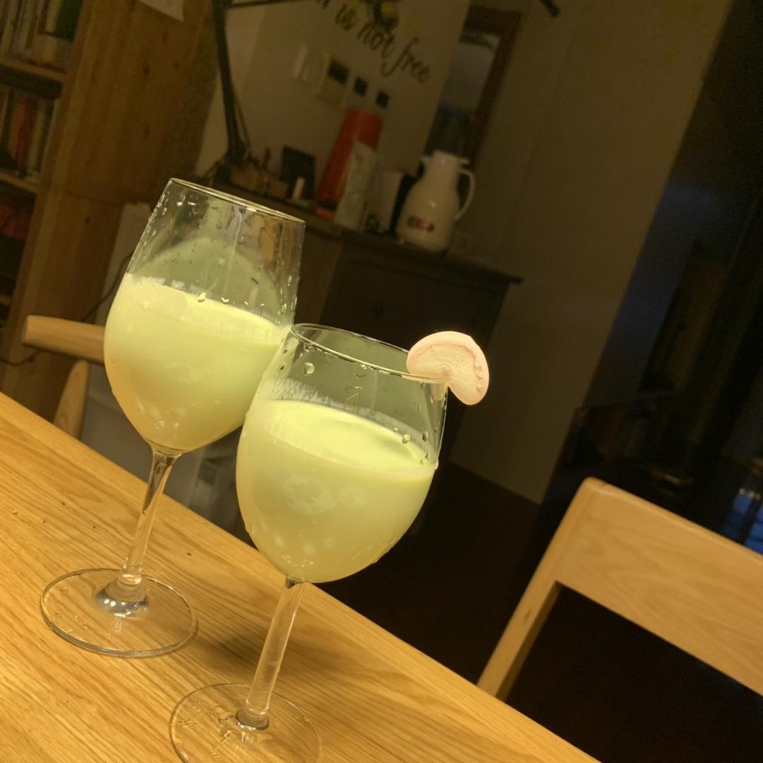 牛油果奶昔
