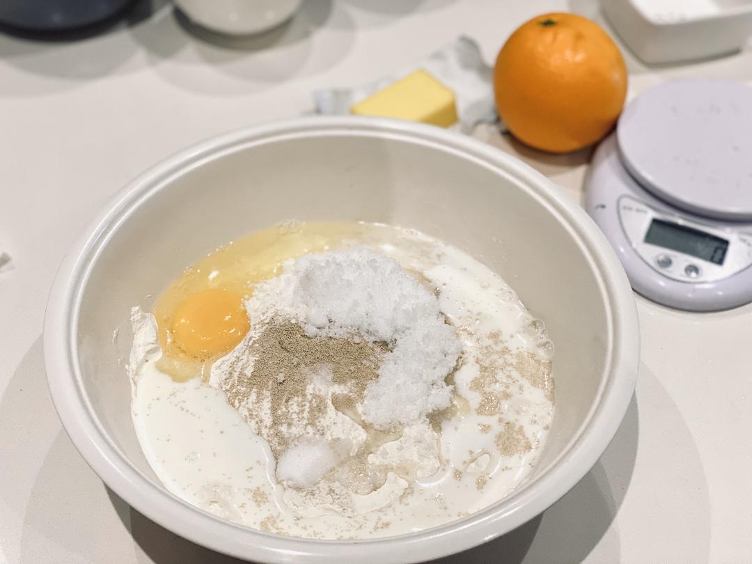 纯奶手撕吐司的做法 步骤1