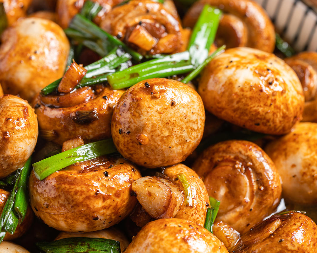 超懒人又美味的酱爆口蘑！的做法