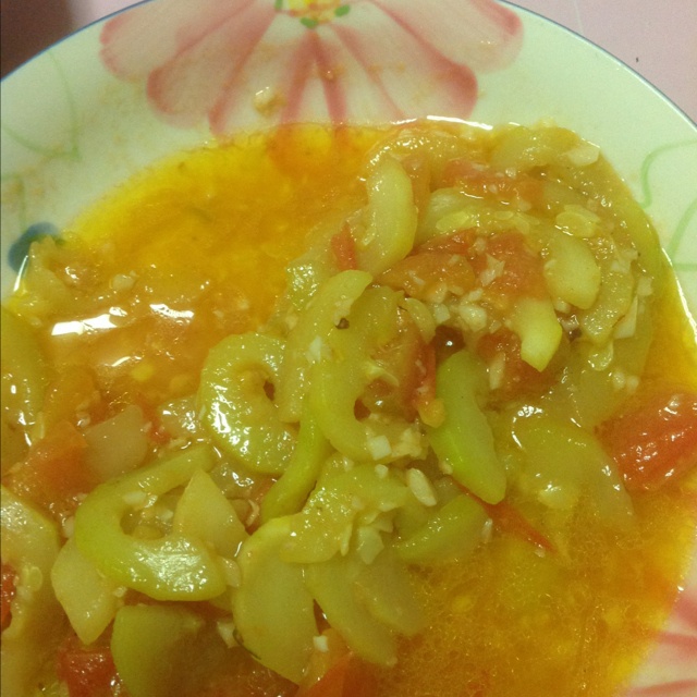 西葫芦烩番茄