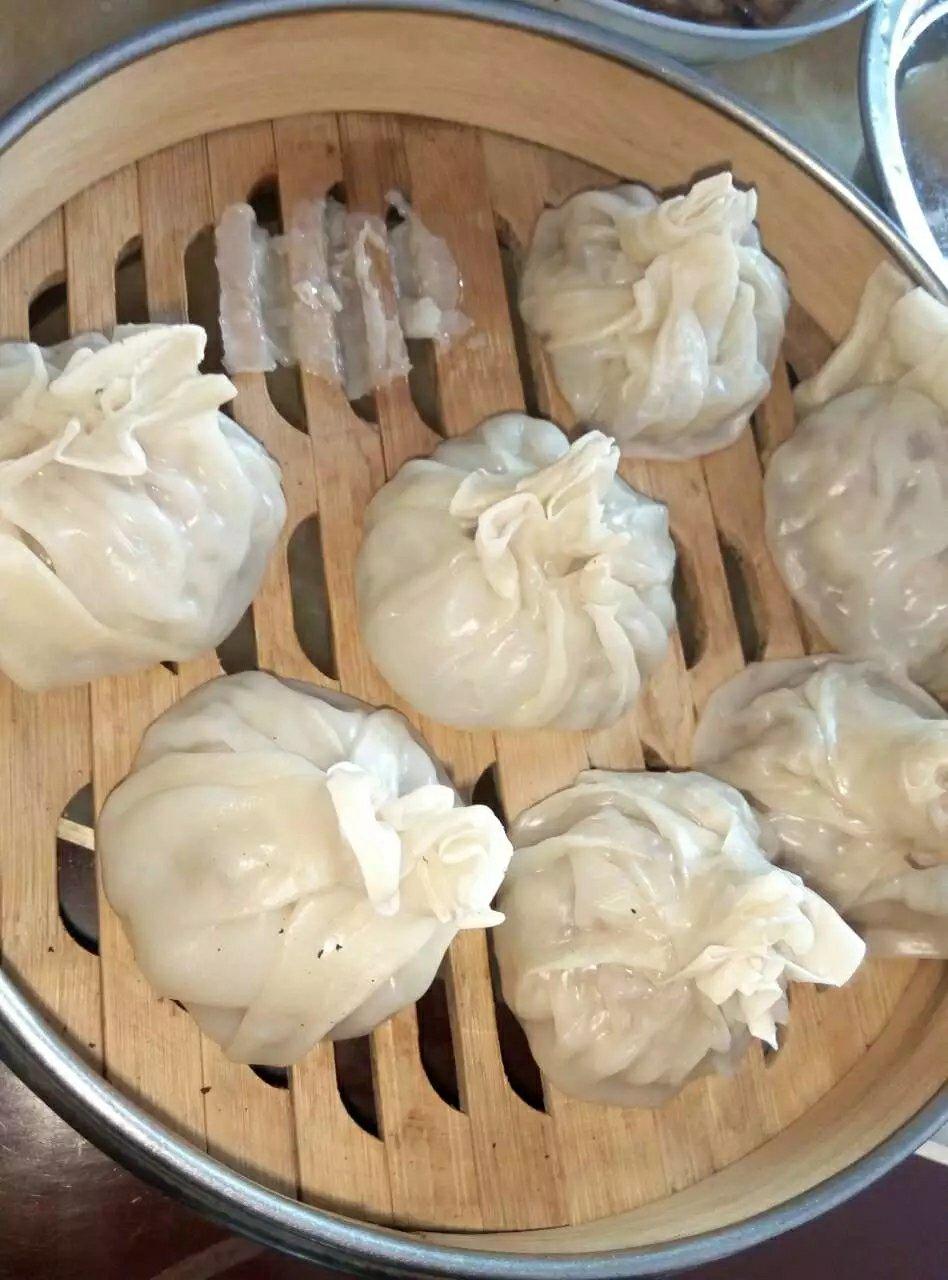 一口鲜的笋丁鲜肉烧麦