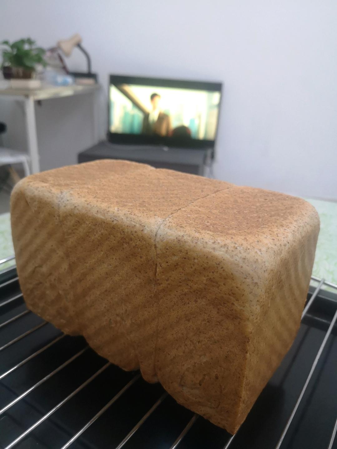 全家都爱吃的健康全麦吐司，新手也能做