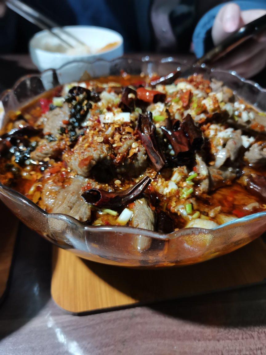 厨师长教你：“水煮肉片”的正宗做法，这味道真的很四川