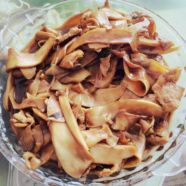 杏鲍菇炒肉片