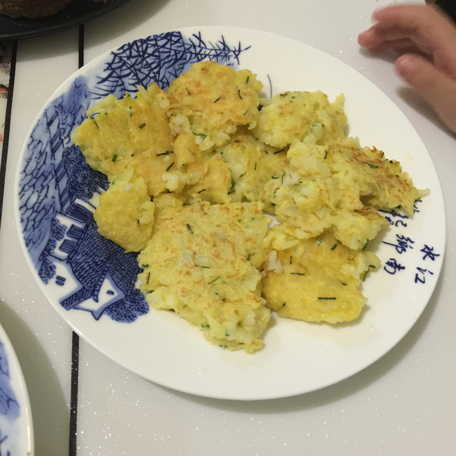 米饭土豆鸡蛋饼