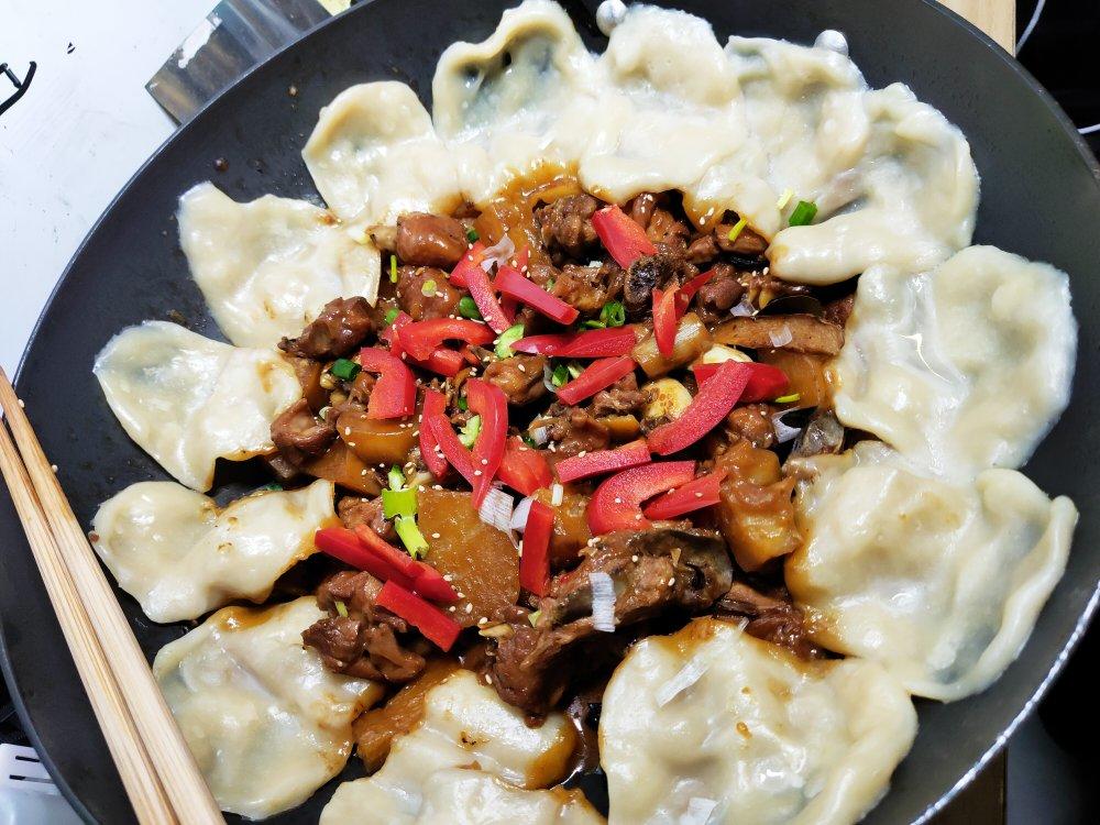 地锅鸡+自制红油【曼食慢语】