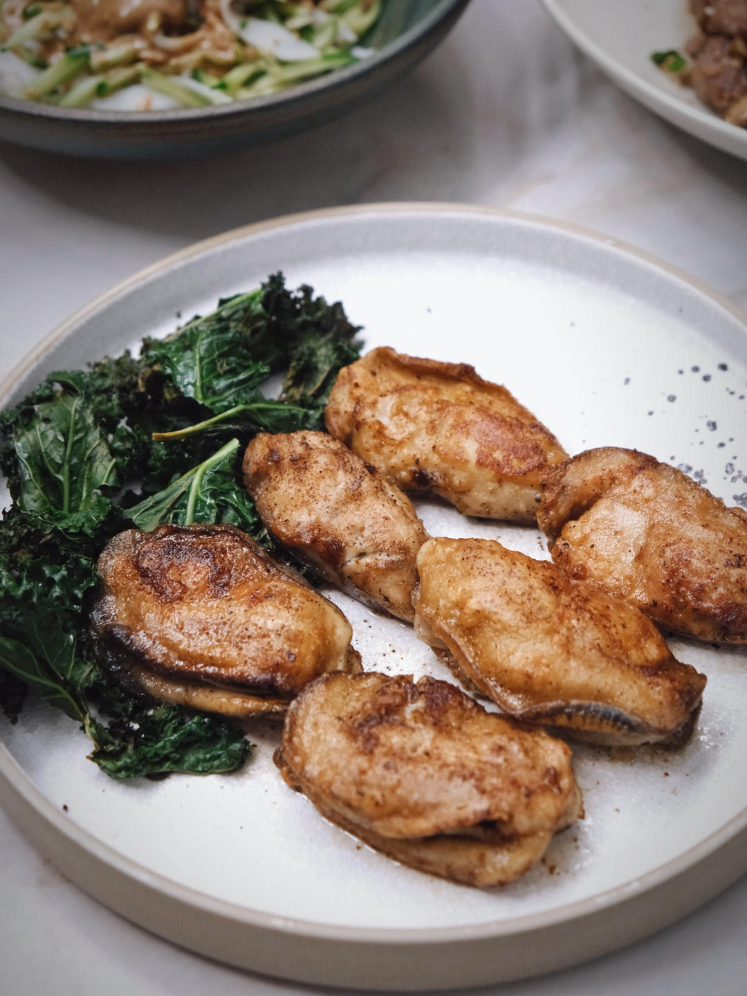 生蚝另外一种吃法，黄油煎生蚝，好赞！