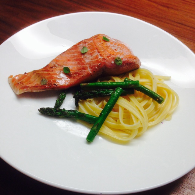 无油香煎三文鱼