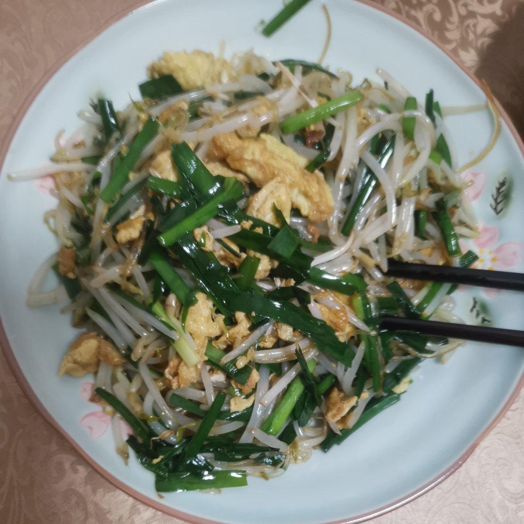 炒合菜（绿豆芽炒韭菜）