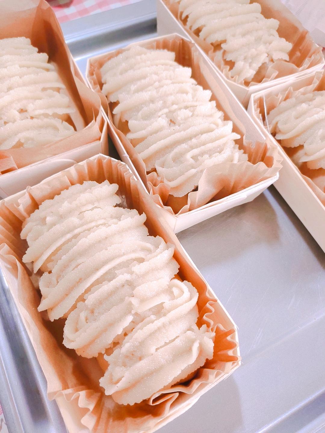 黑糖葡萄干mini小吐司