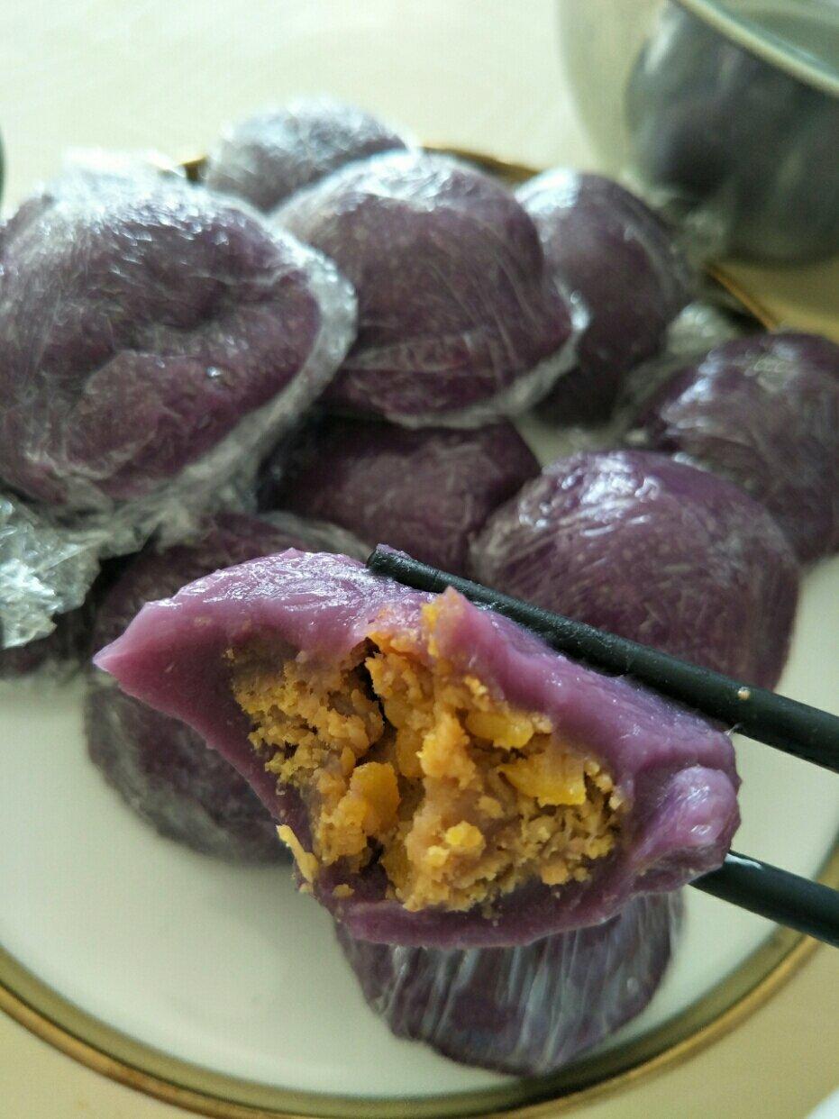 网红青团～～咸蛋黄肉松青团