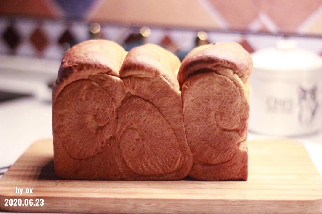 比棉花还柔软的中种北海道吐司