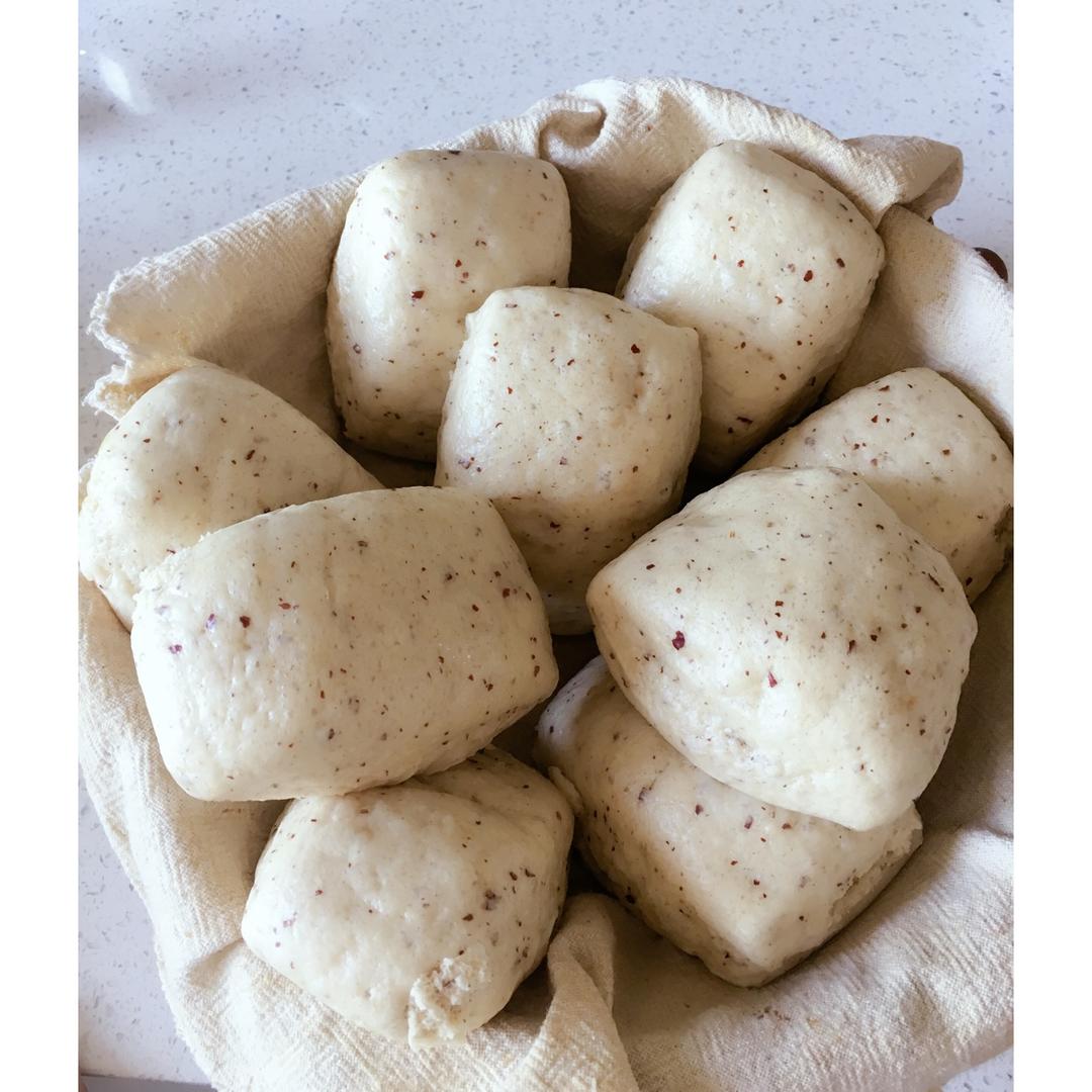 红枣燕麦牛奶馒头