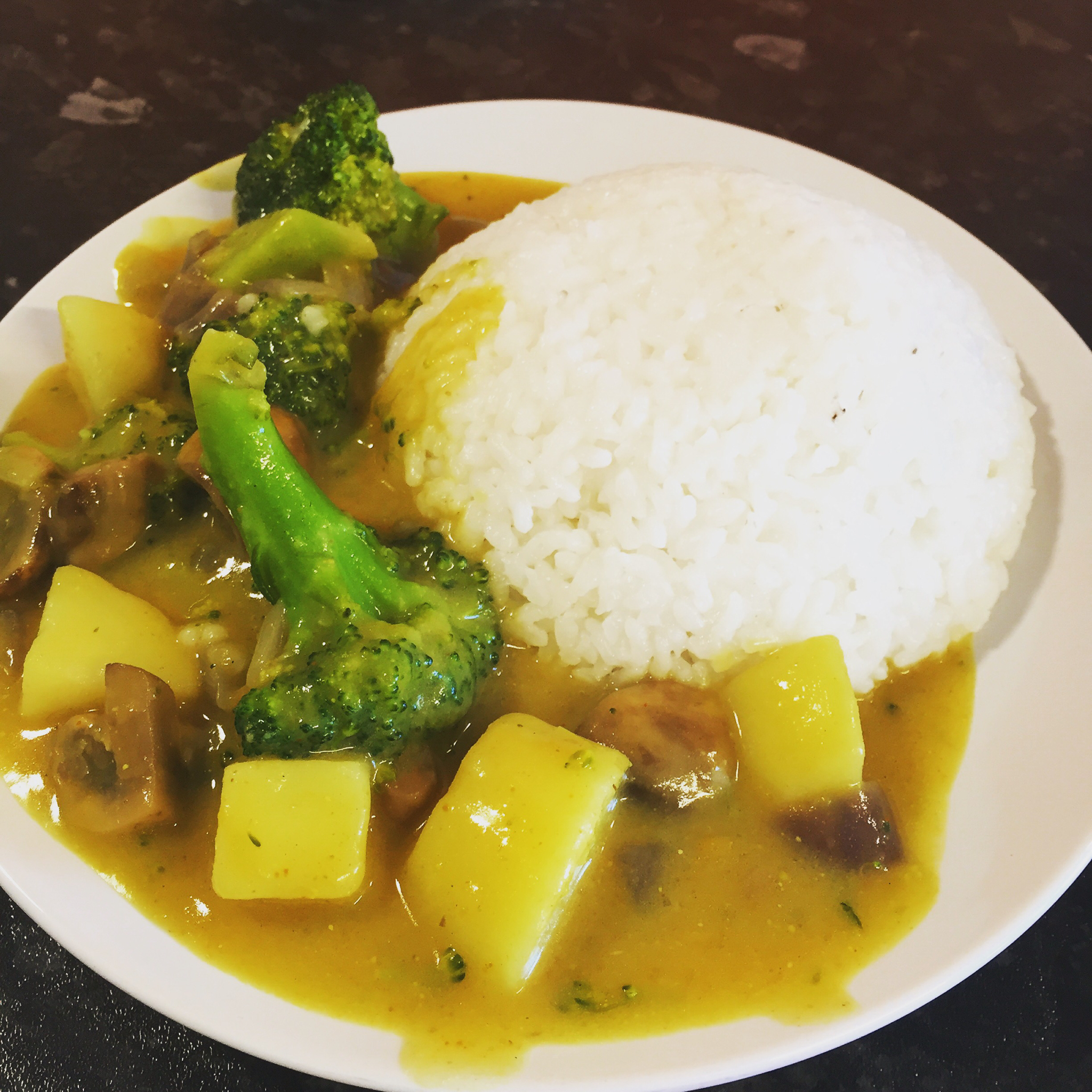 零失败日式咖喱鸡肉饭！！最正宗日本家庭做法！简单又好吃！