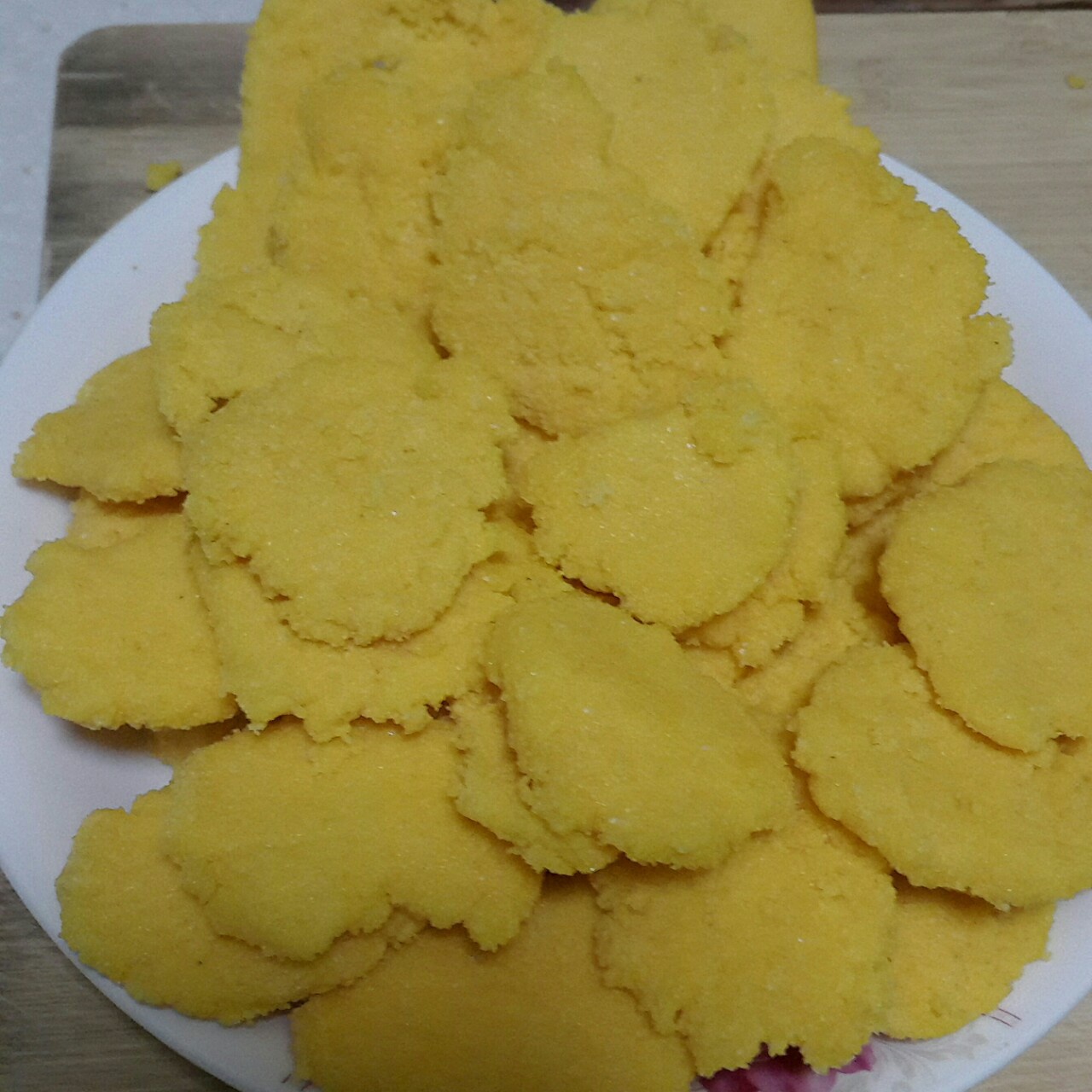 超简单——玉米面小饼干（微波炉版）