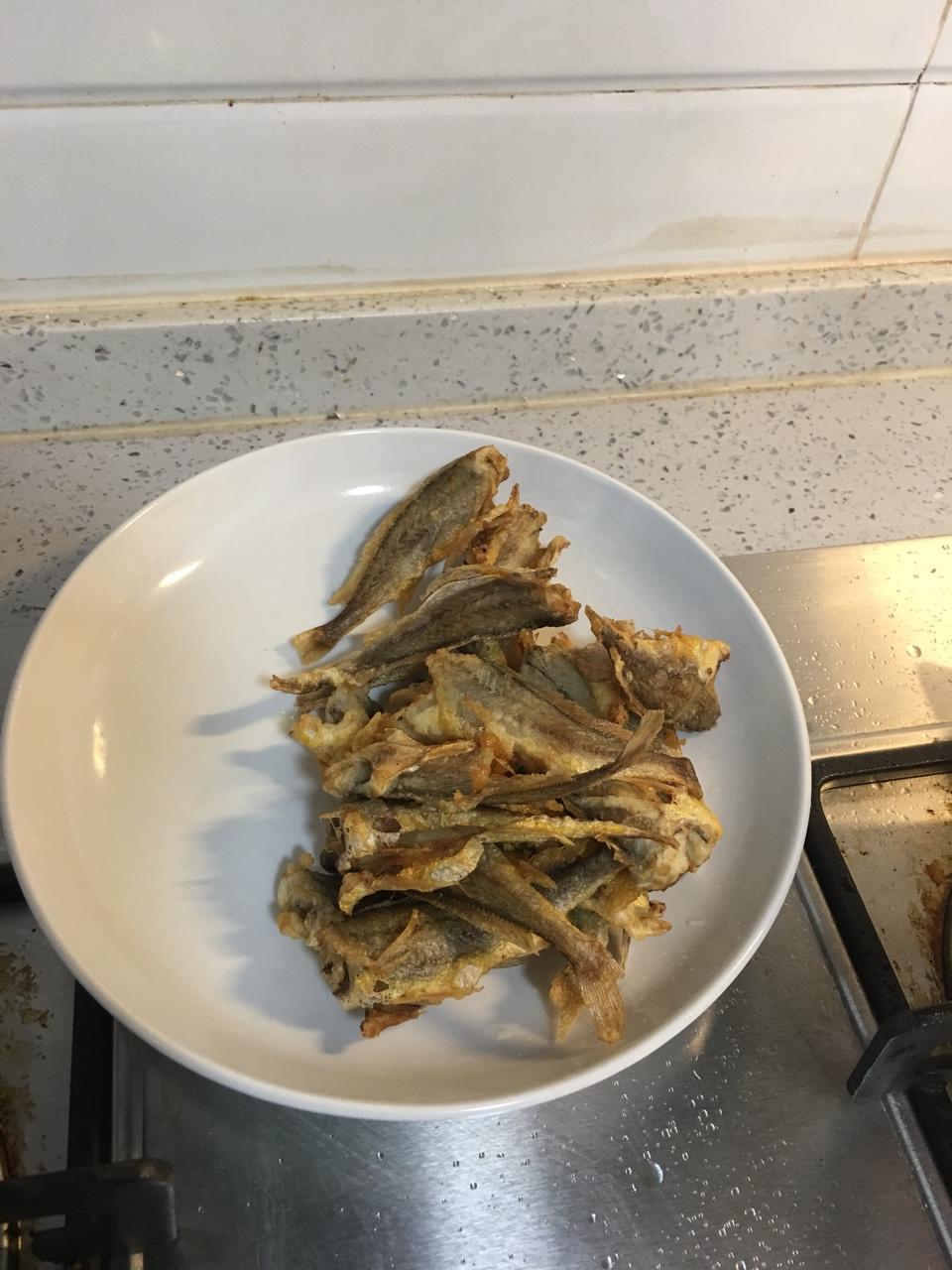 酥炸小黄花鱼