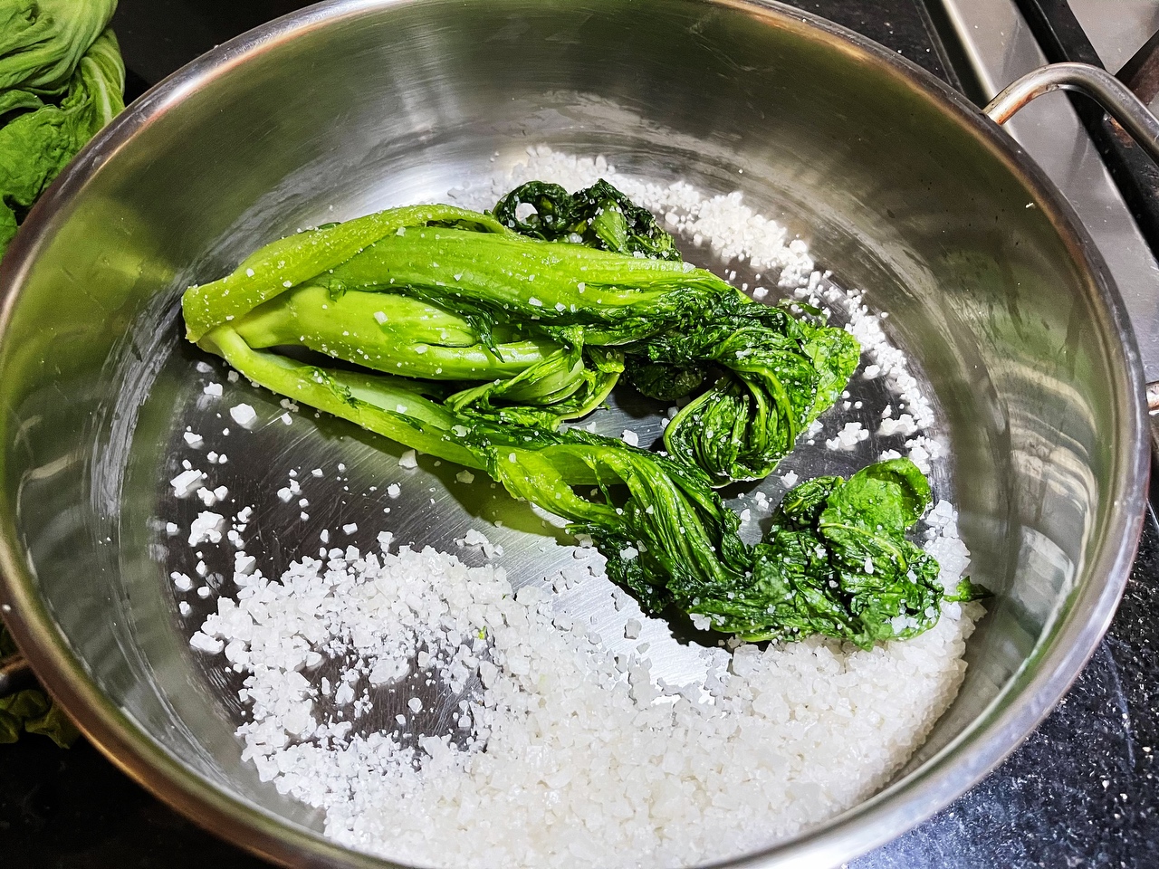 淘米水腌酸菜的做法 步骤5
