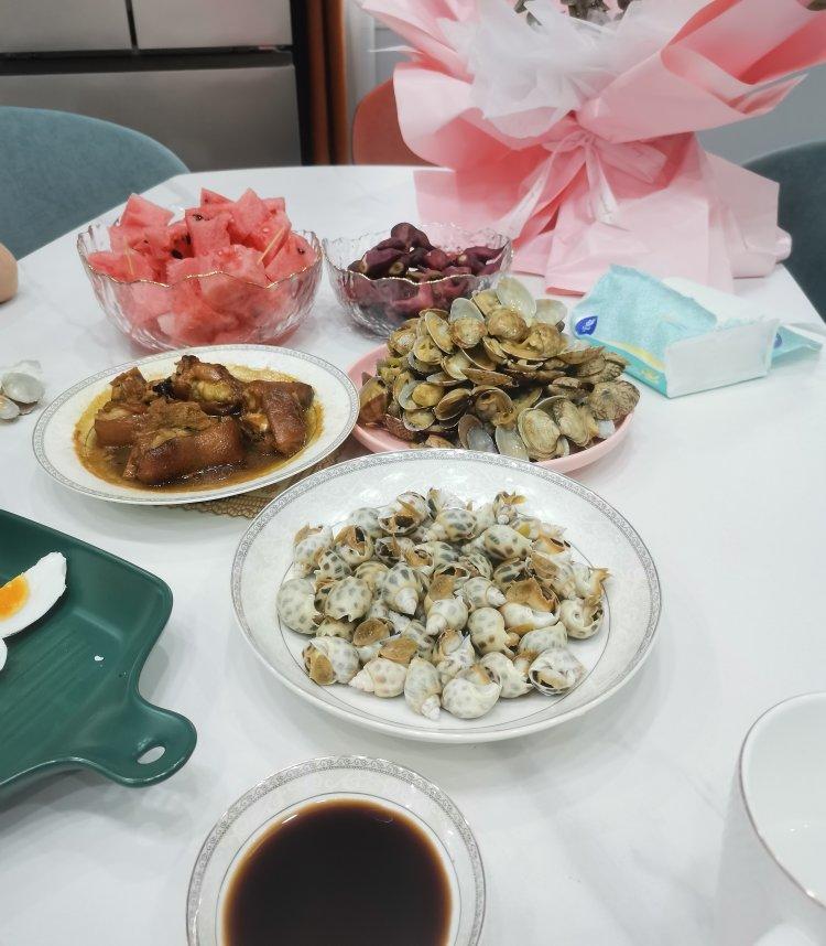 白灼花螺
