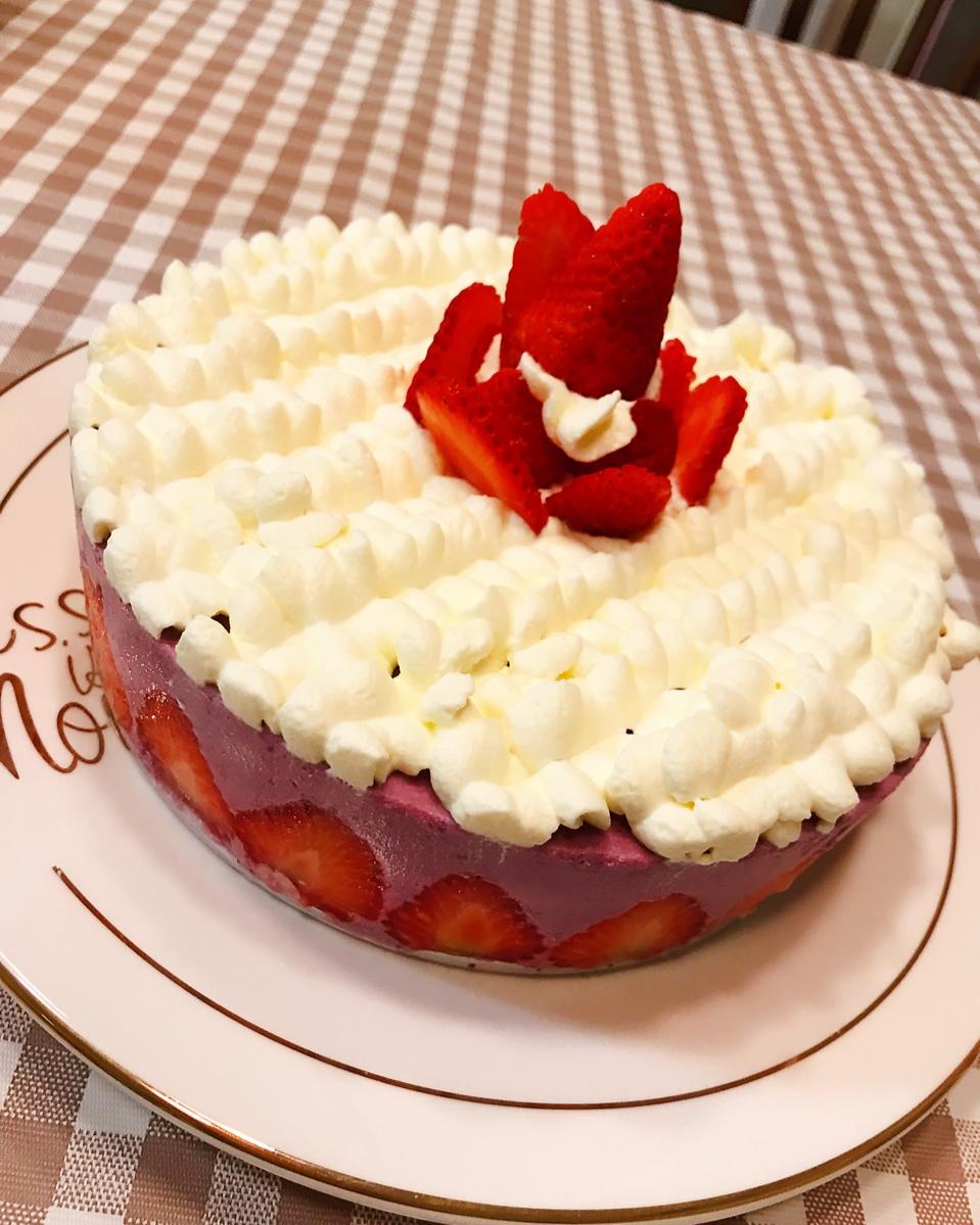 《Tinrry下午茶》教你做蓝莓益力多慕斯