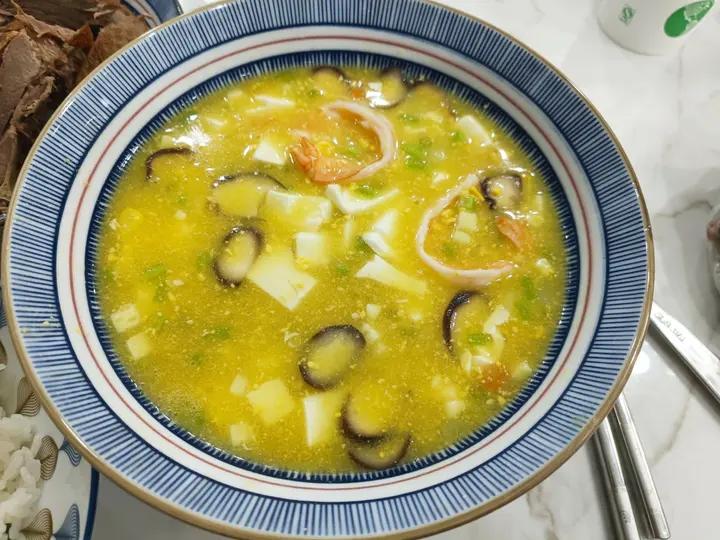 咸蛋黄虾仁烩豆腐