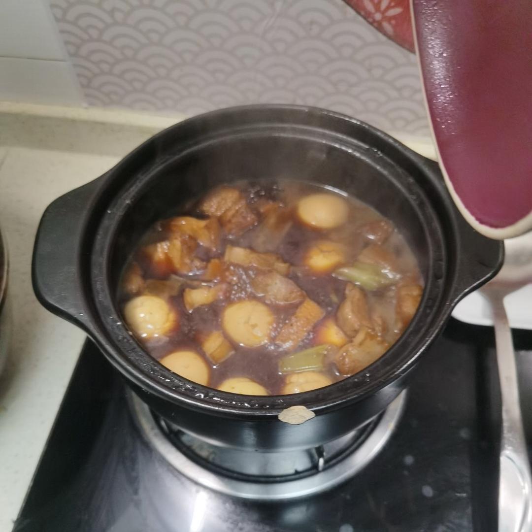 厨师长教你：“红烧肉”的家常做法，肉香四溢肥而不腻