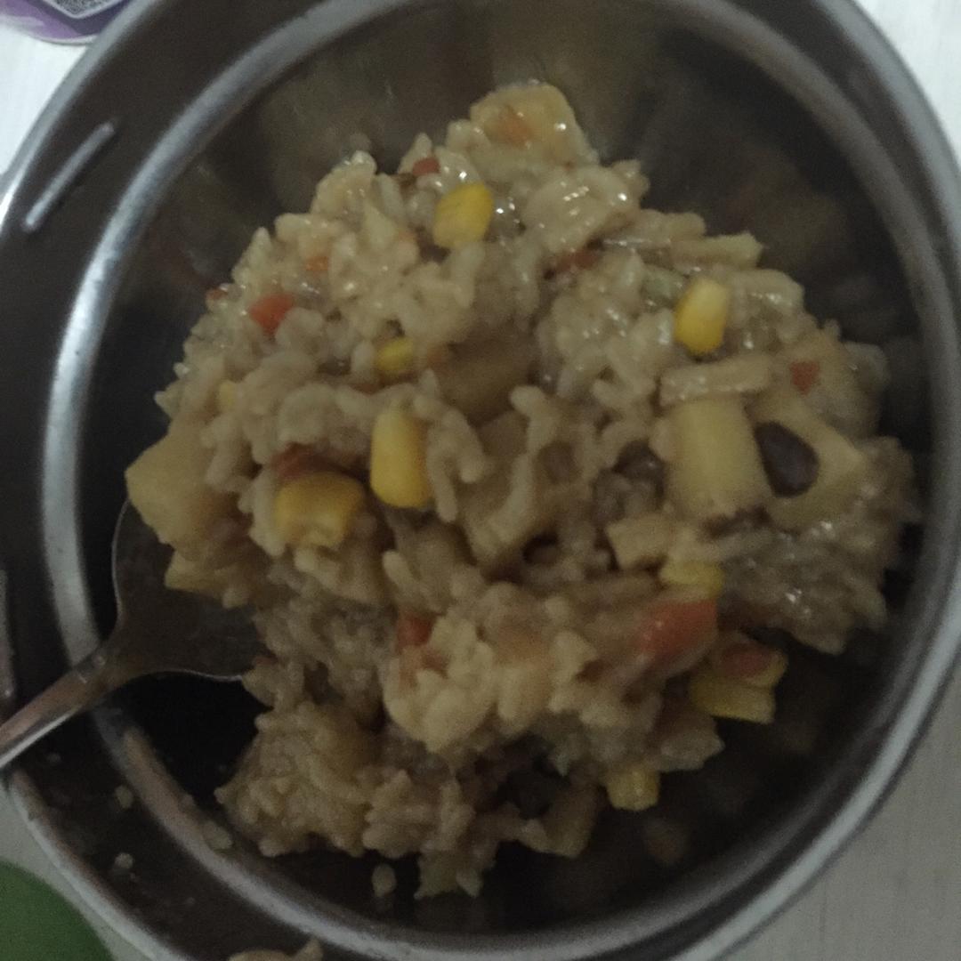 土豆焖饭（电饭锅版）