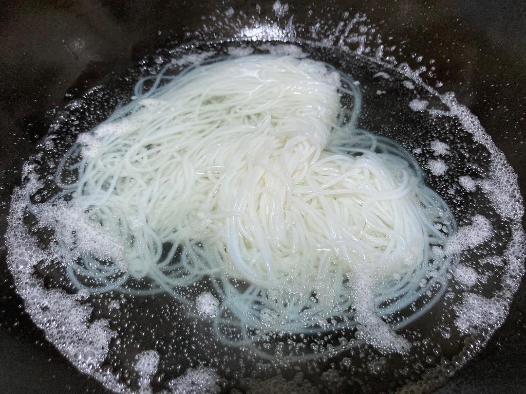 干米粉的泡发的做法 步骤10