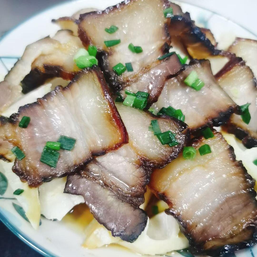简单快手的酱肉蒸笋